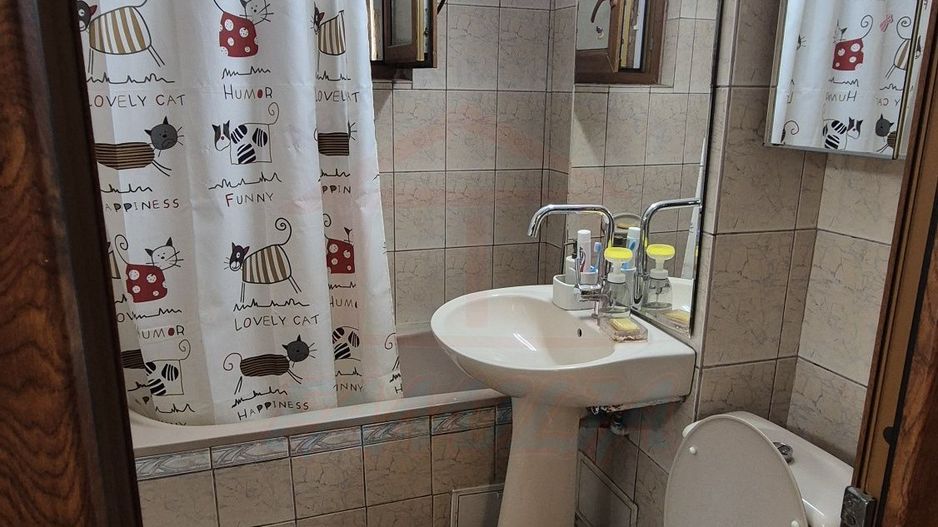 Vanzare apartament 3 camere micro 16 , 60mp, pret 78.000E (negociabil) - Poză 5