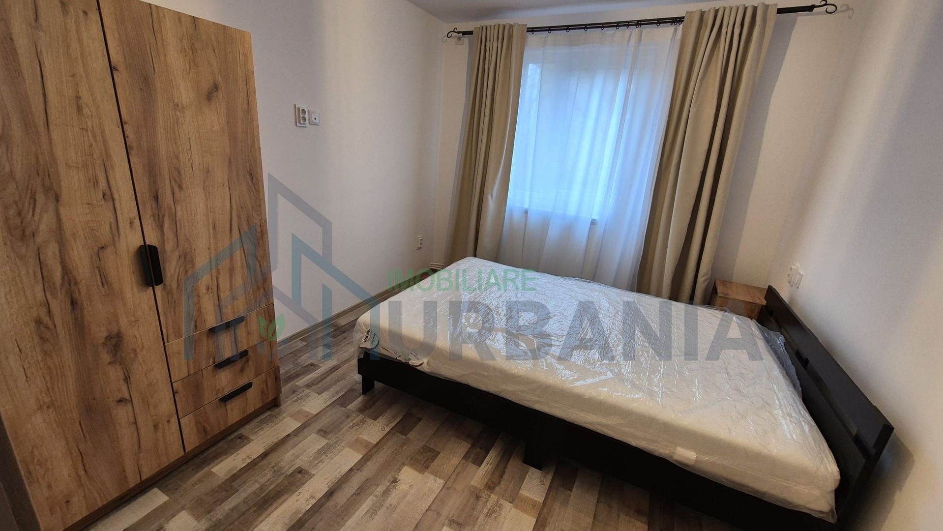 Apartament 3 camere de închiriat în Podul de Piatră, prima inchiriere - Poză 5