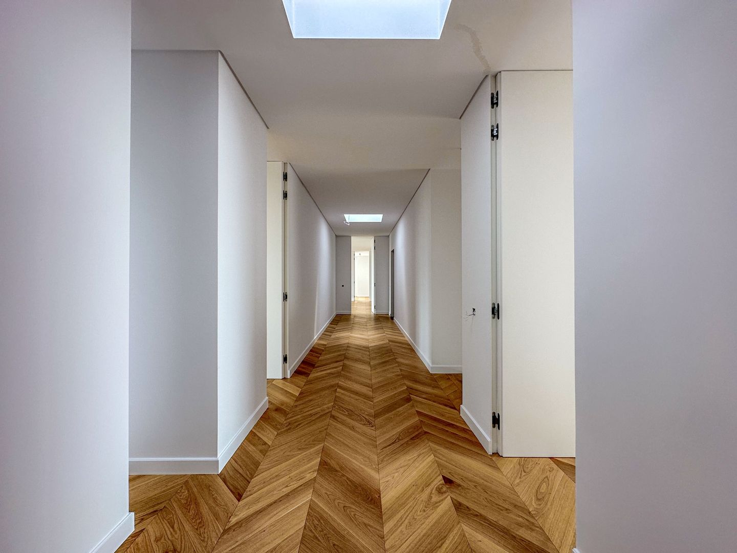 Duplex penthouse Rahmaninov 1000 mp utili si terasa panoramica 400 mp - Poză 15
