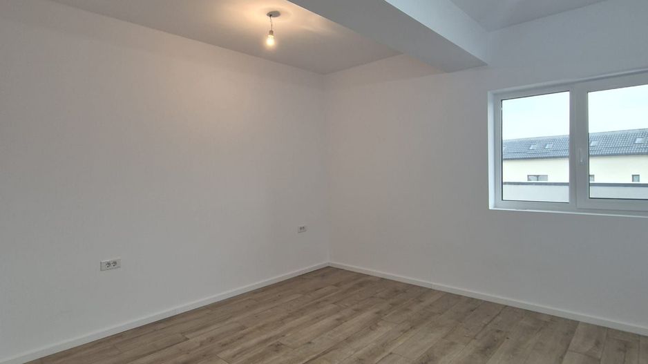 2 camere finisaje premium incalzire in pardoseala - Poză 10