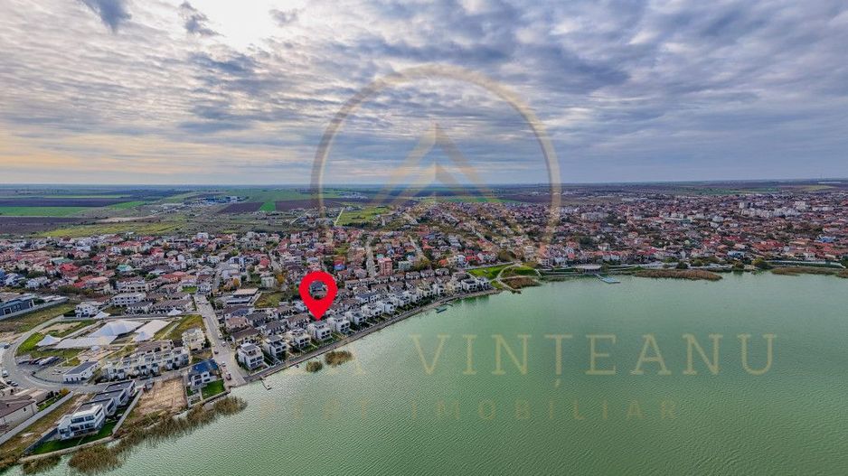 Ovidiu - Casă spectaculoasă , primul rand, cu vedere frontala  spre lac - Poză 7