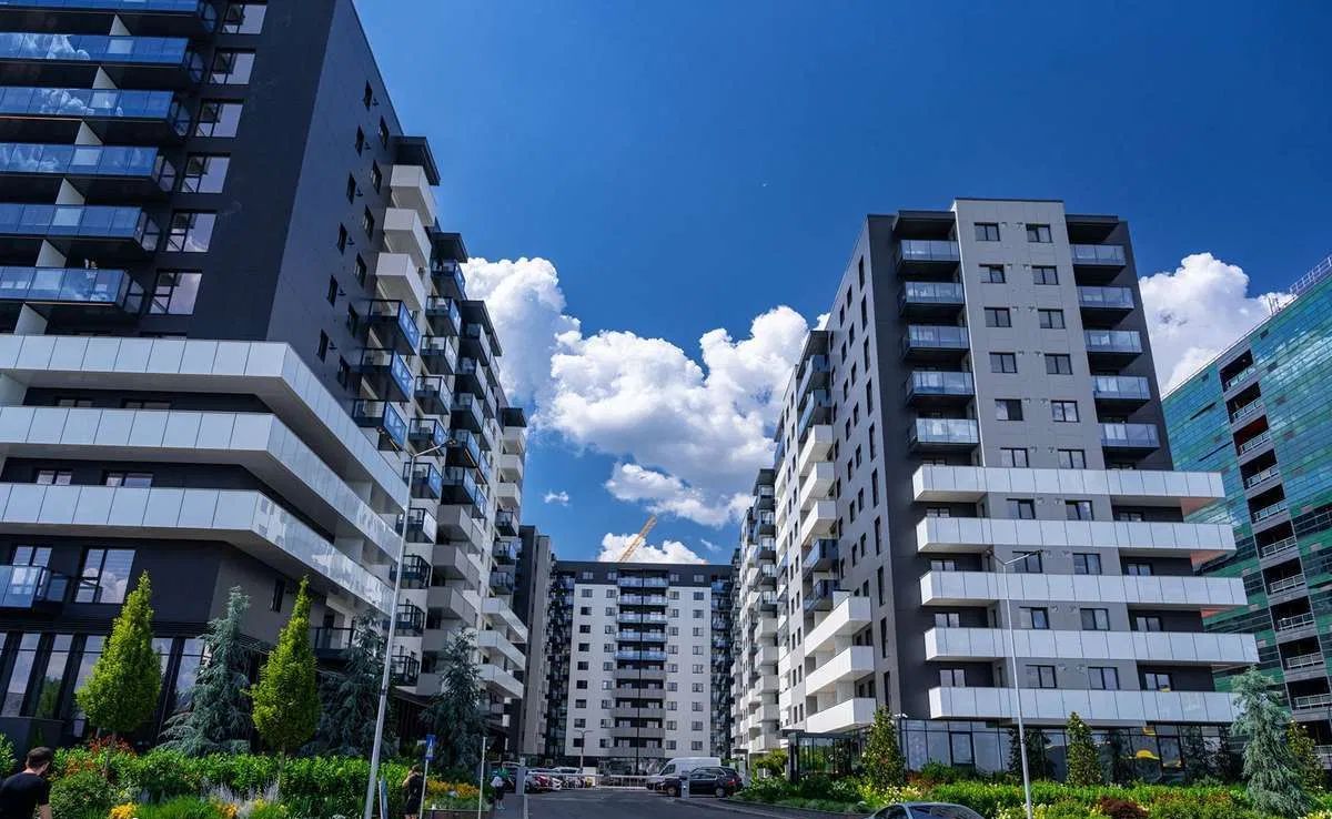 Închiriez apartament 2 camere – Complex Cortina North, București - Poză 10