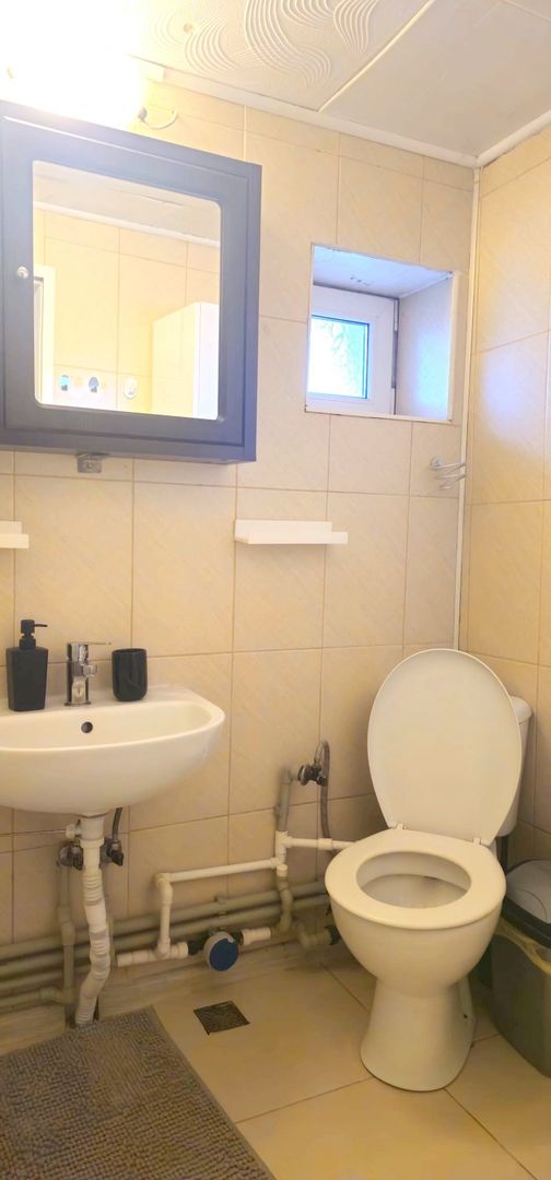 Apartament cu 2 camere, 70 mp -  Casa - zona centrala - Poză 11