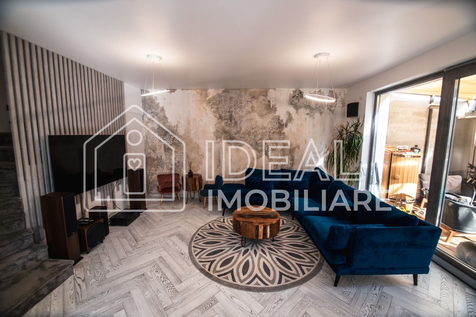 Casa Moderna cu 4 camere si terasa, zona Pictor Brana, Selimbar - Poză 2