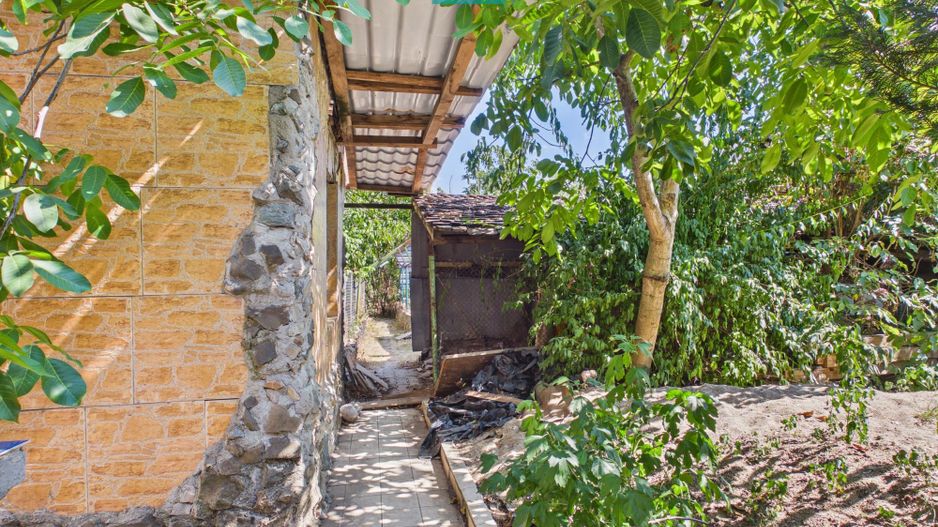 Casă cu teren de 2.134 mp în Sântana | 5 camere - Poză 21