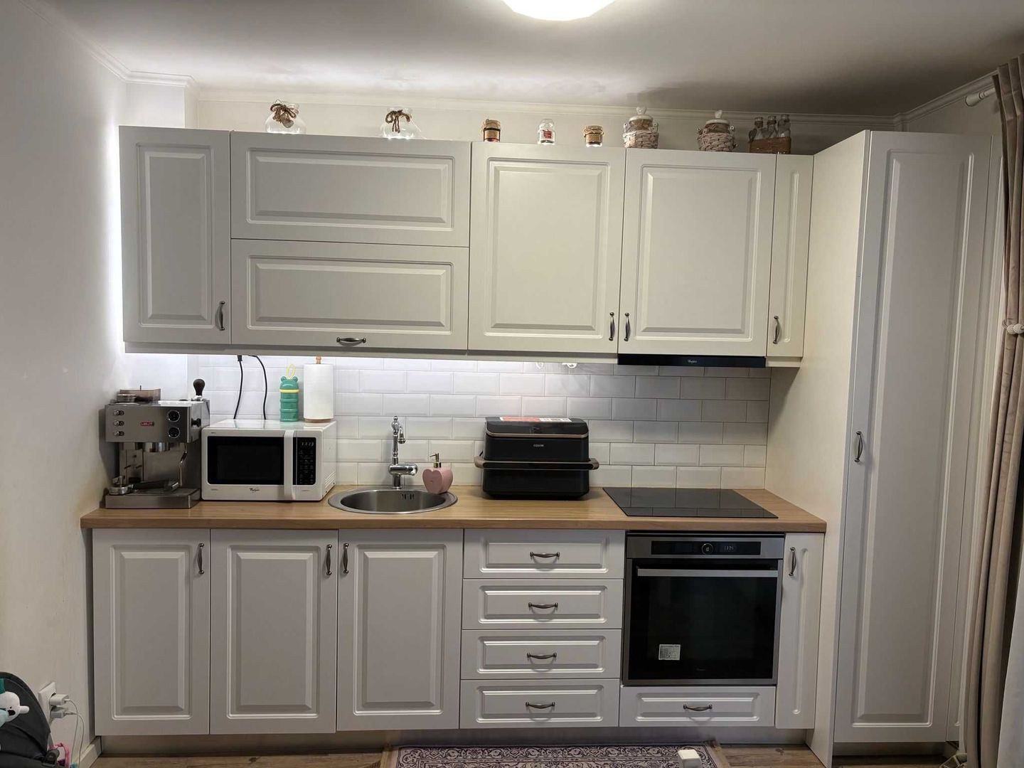 Apartament 3 camere, 2 balcoane, etaj intermediar - Poză 1