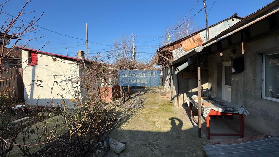 De Vânzare - Casă, Strada Griviței - Poză 10