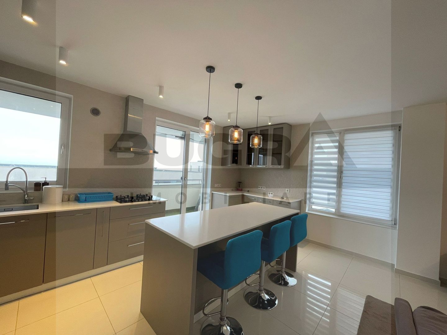 Apartament 2 camere, lux, 58mp, parcare, zona Augustin Presecan - Poză 1