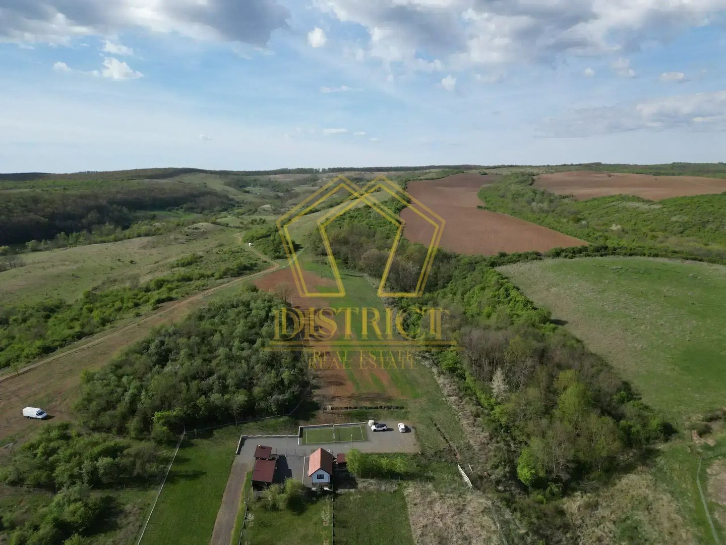 Casa de vacanta cu teren si padure de 3.8ha | Nadas | Herneacova - Poză 6