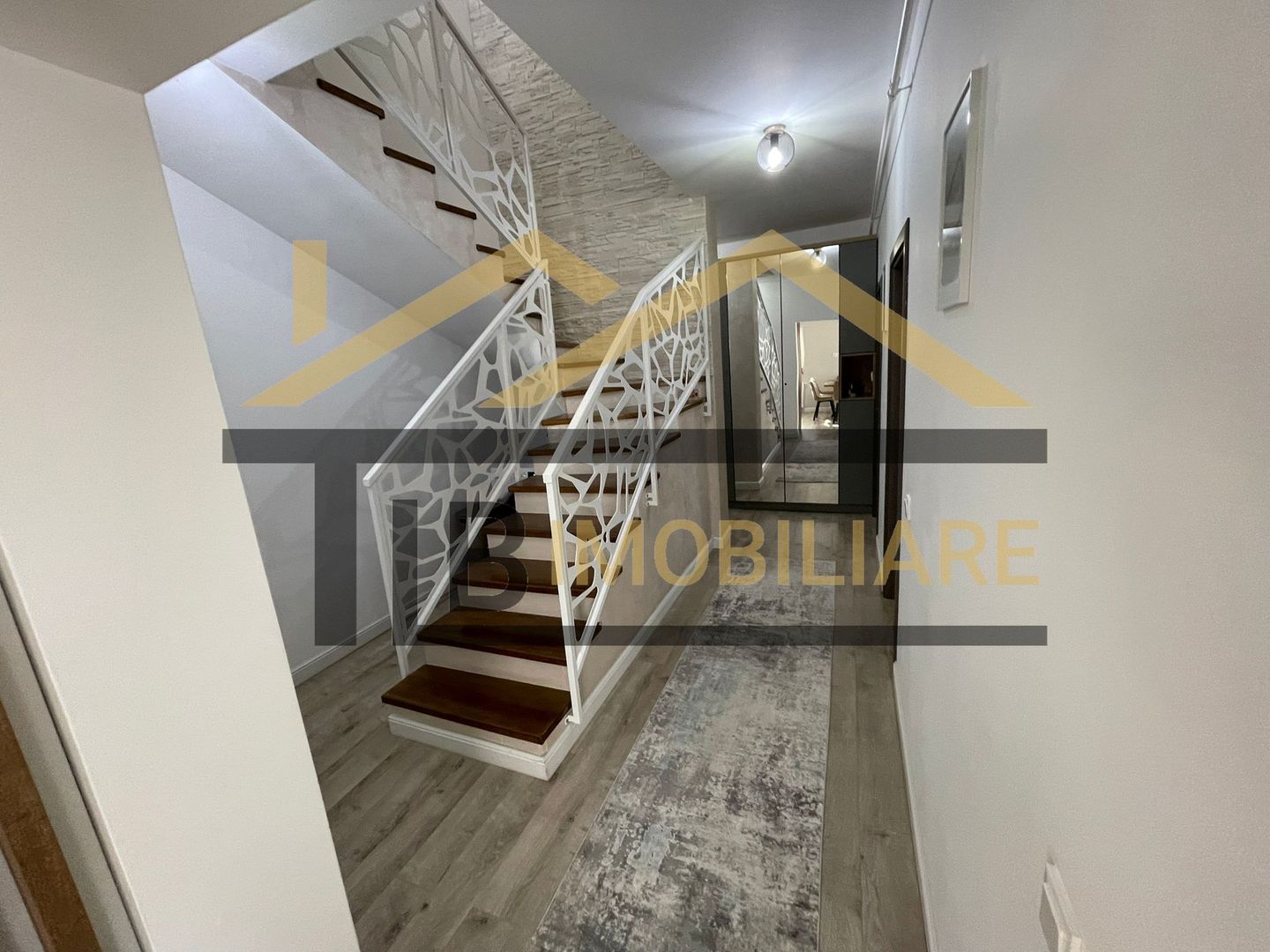 Apartament cu 3 camere, 115mp, Zona Unirii - Poză 10