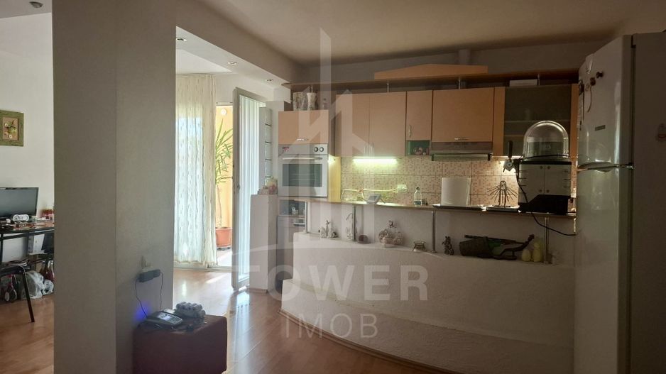 Casă de vânzare în Lazaret – ideală pentru familie sau investiție! - Poză 9