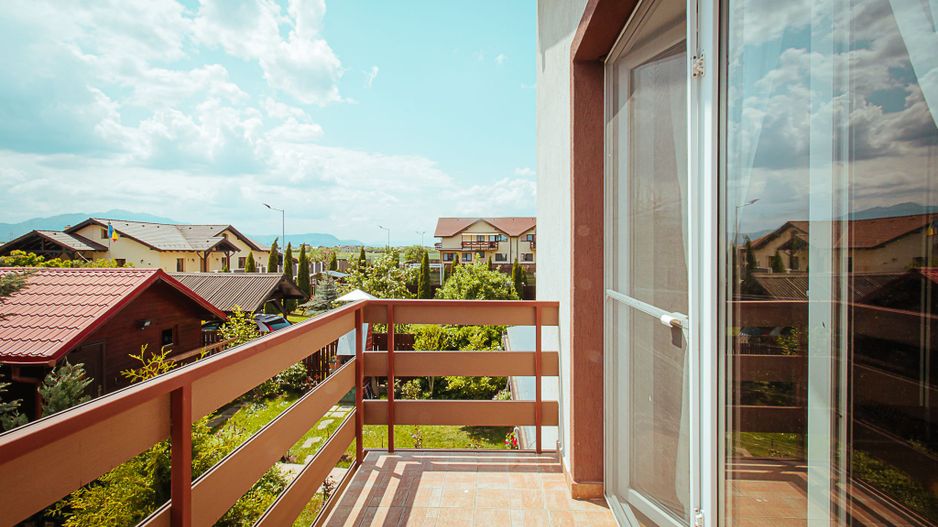 Exclusivitate - Sanpetru, casa cu priveliște deosebită - Poză 7