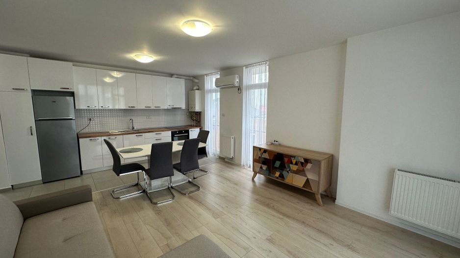 Apartament 3 camere zona Centrală / loc parcare subteran - Poză 1