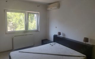 Apartament cu 3 camere Sagului cu centrala etaj II - Poză 2