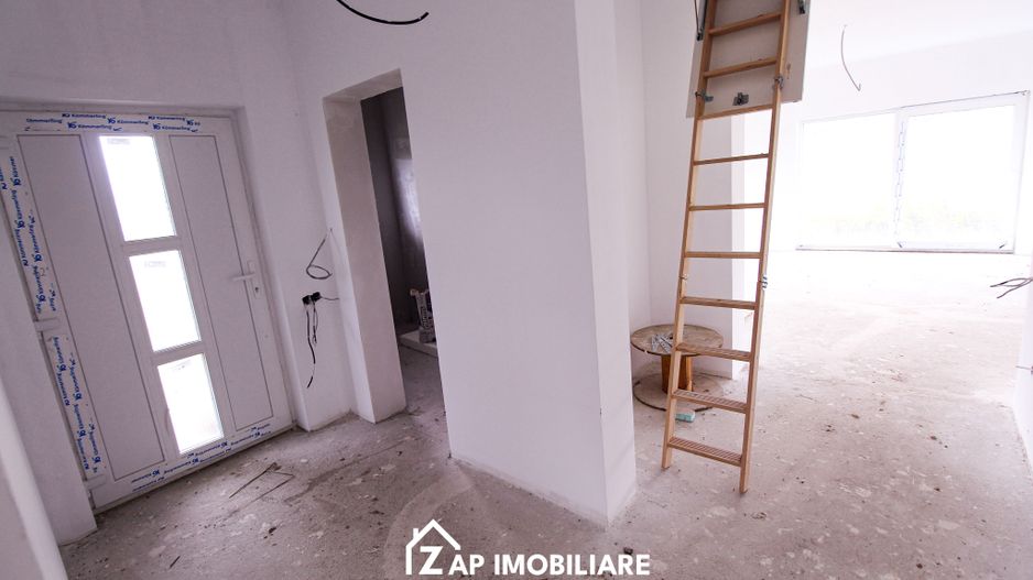 Corunca - 4 Camere 4 băi - 120 mp - 540 mp teren - Poză 11