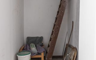 Casă spațioasă cu potențial de renovare și personalizare, în Viișoara - Poză 11