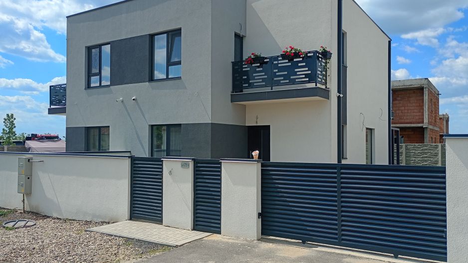 Sanandrei,Duplex P+E, Drum Asfaltat, Proiect Modern. - Poză 2