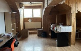 Vila de închiriat  ideală pentru activități educaționale sau office - Poză 1