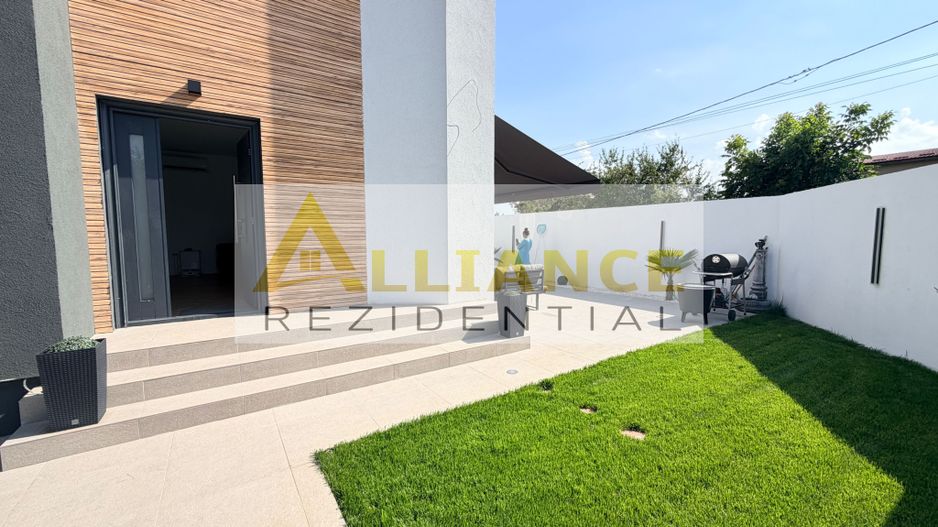 CASA DE VANZARE LA INTRARE IN COMUNA BERCENI – 5 CAMERE - Poză 3