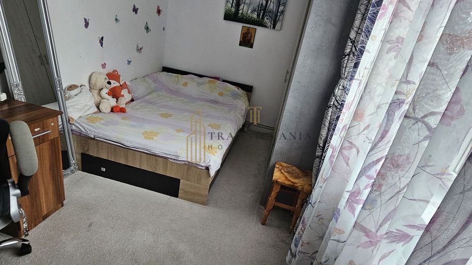 Vând apartament 2 camere decomandat - Poză 2