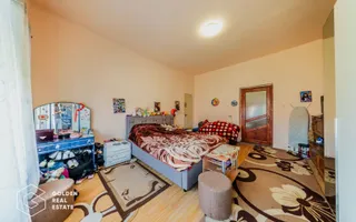 Casa foarte spatioasa cu gradina si gospodarie, Santana - Poză 12