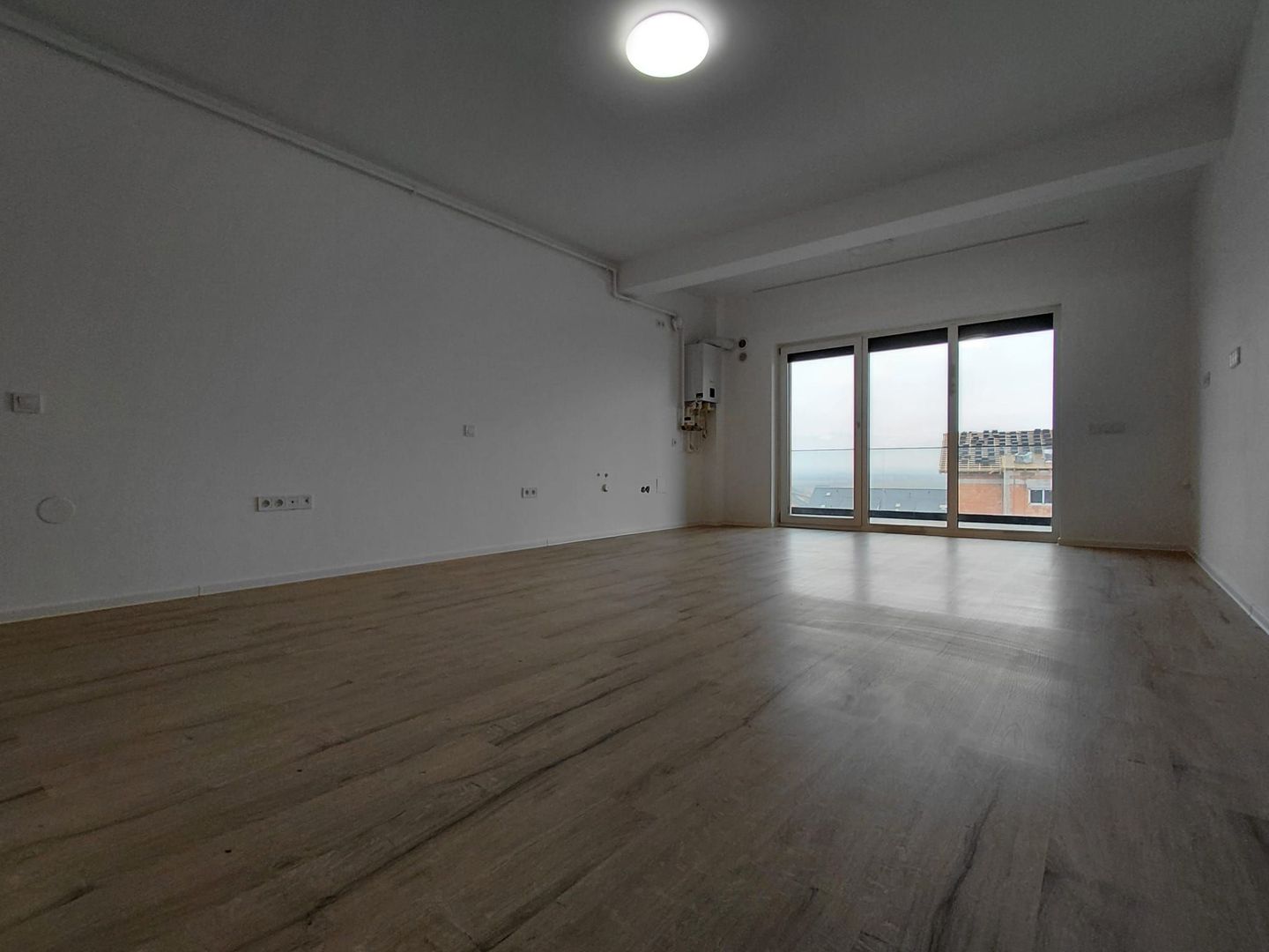 Garsoniera de vanzare cartierul Da Vinci - Poză 3