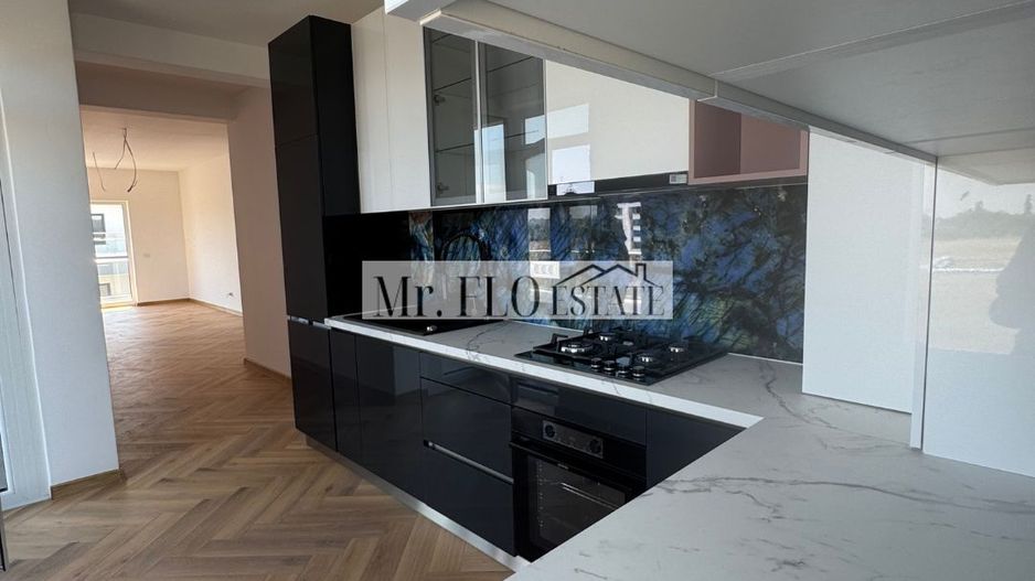 Penthouse spațioas și modern, cu terasă panoramică - Torontalului - Poză 2