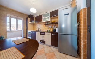 Apartament 3 camere, vedere superbă, Răcădău, str. Carpenului - Poză 3