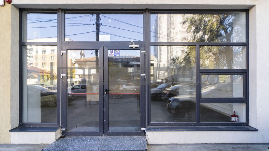 Cauti un Spatiu Comercial?  70 mp, Bld. Uverturii,  Stradal, Trafic Intens - Poză 1