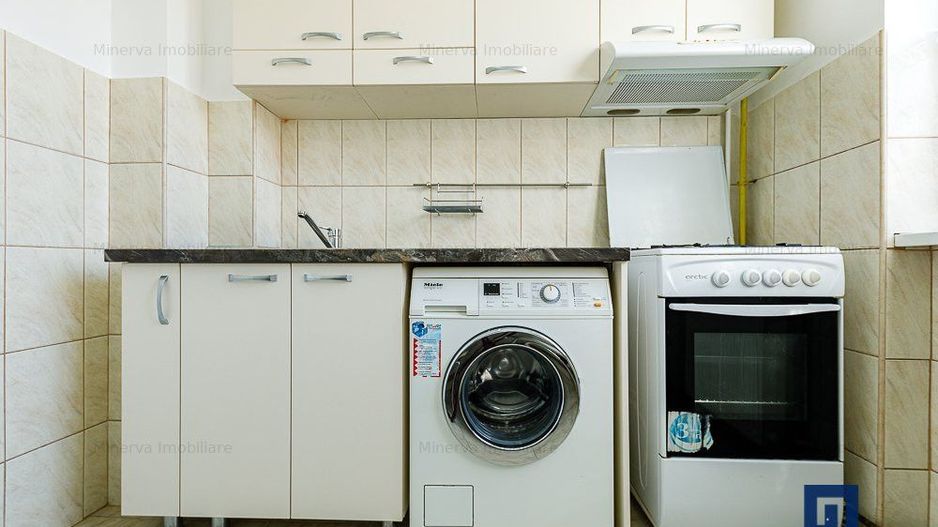 Bd CD LOGA Închiriere Apartament 2 camere decomandat, mobilat utilat, 340 euro - Poză 11