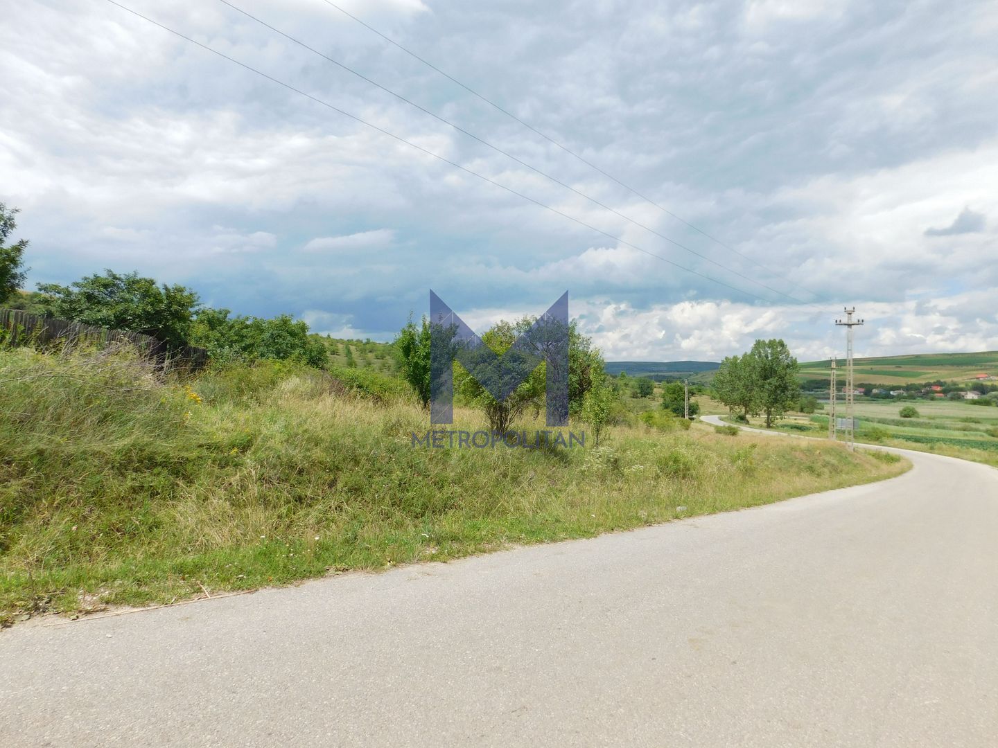 Teren 3860 mp lângă salba de lacuri a Acumulării Piscicole Mărtinești - Poză 2