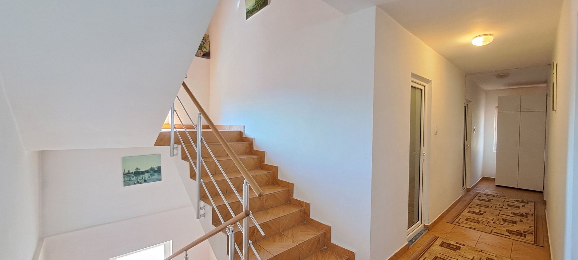 Brancoveanu - Stadion Rocar, casa inidviduala, S+P+1Et+M, 5 camere - Poză 4