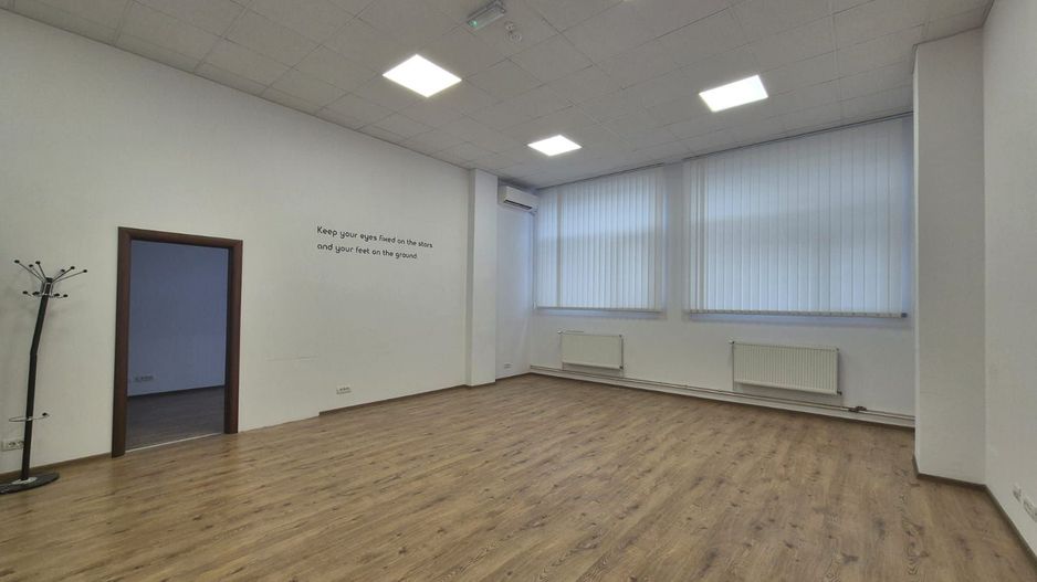 Spatiu birouri - Poză 2