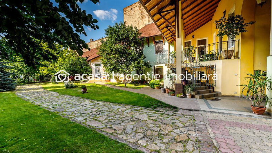 Casă boierească în zonă centrală - Poză 2