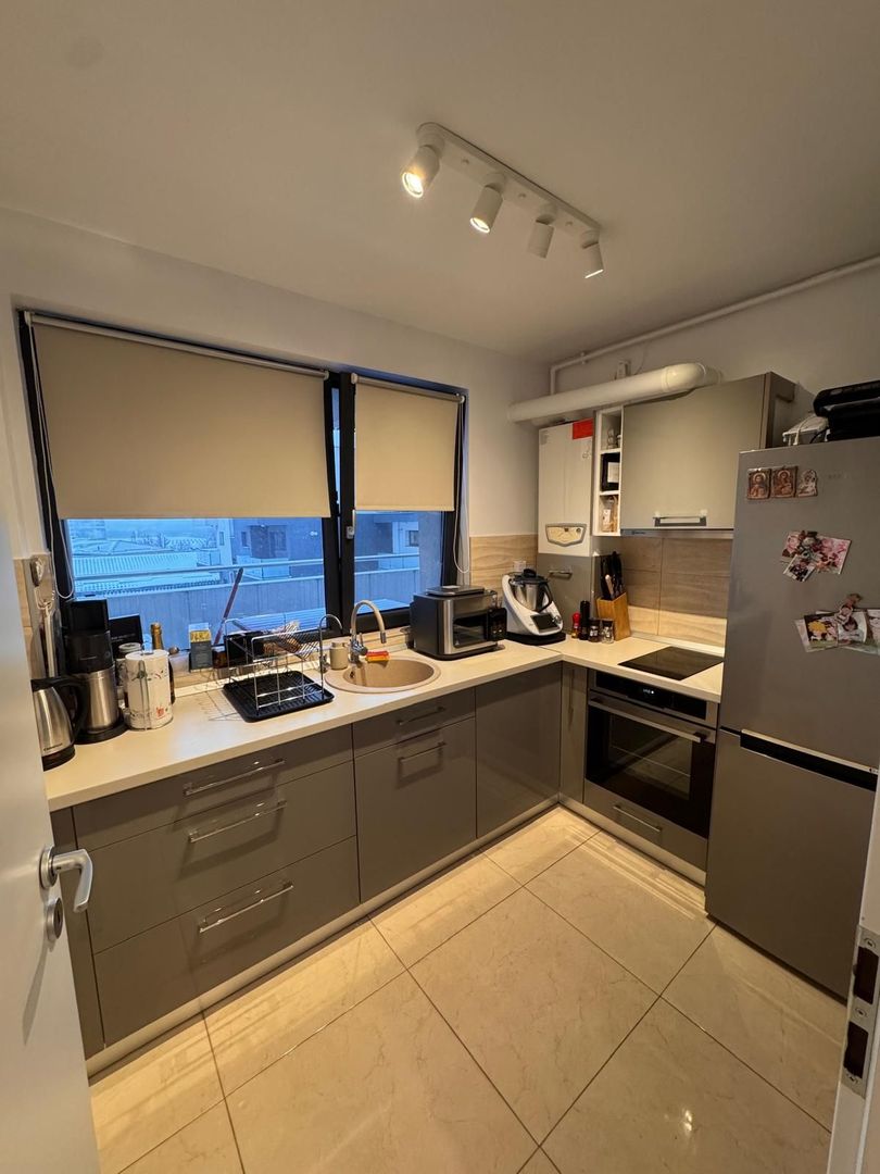 Apartament 2 camere cu terasa de 27mp in zona Tractoru-Rulmentul - Poză 9