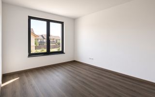 Apartament 2 camere Finisat - Poză 1