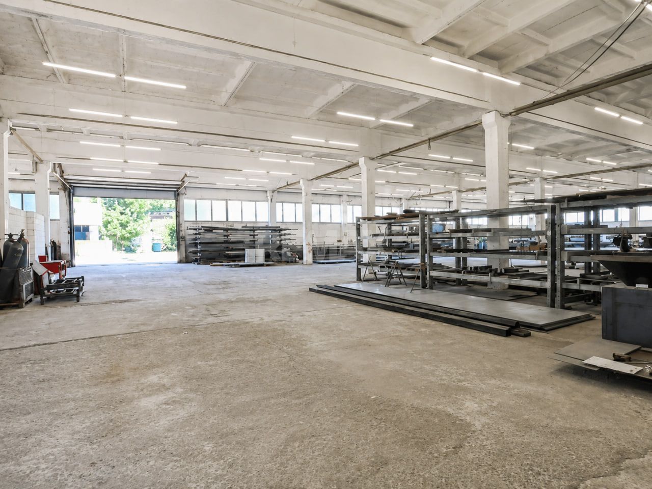 Oportunitate Rară de Investiție Industrială – 3,97 ha Teren + 14.673 m² Construcții în Zona Sîngera, Chișinău - Poză 16