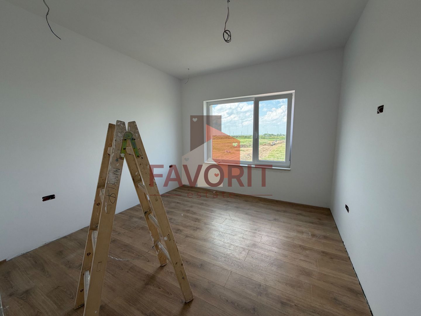 Finisat la cheie. Cu gradina proprie. Loc de parcare inclus - Poză 2