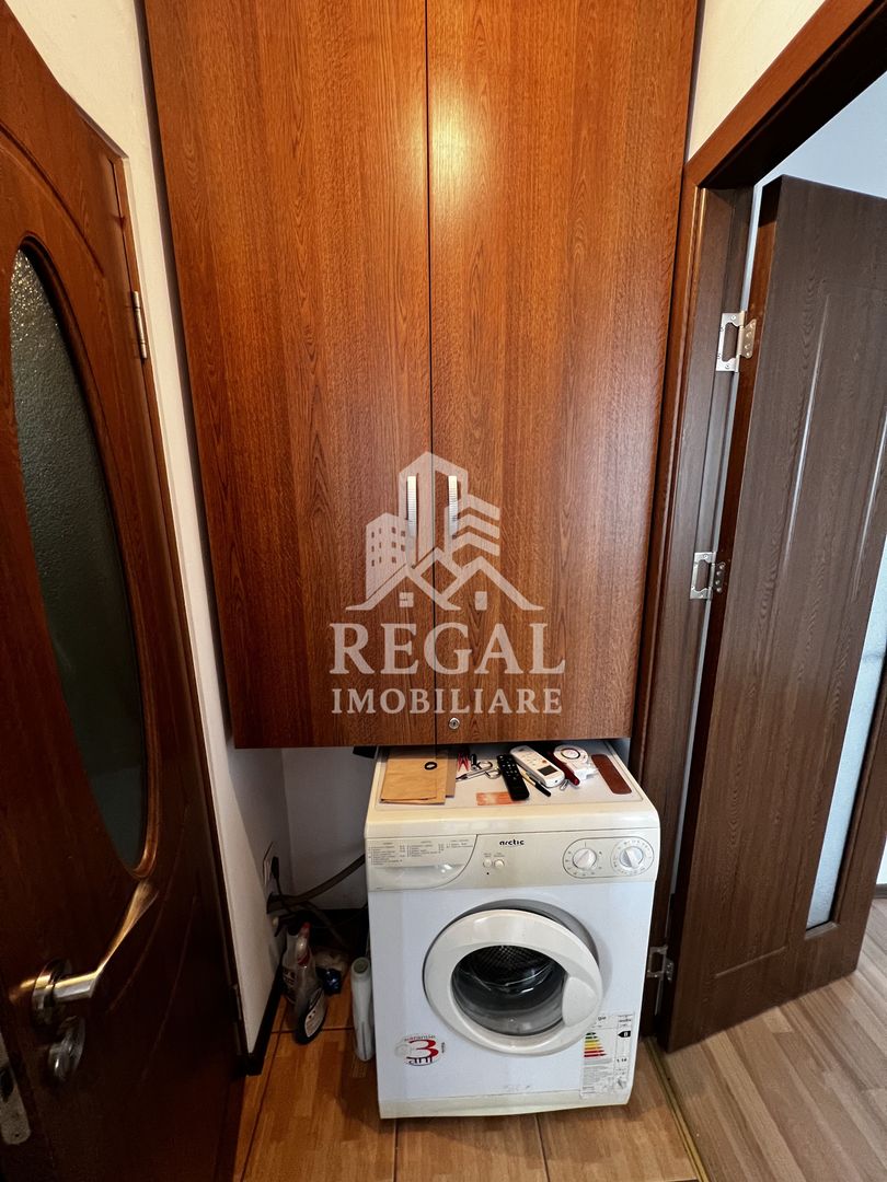 Apartament cu 2 camere de vânzare – Traian Vuia - Poză 4