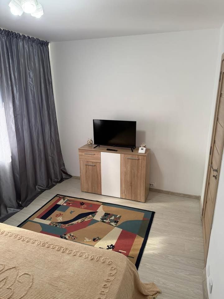 Apartament 2 camere- Rovine, zona Penny - Poză 3