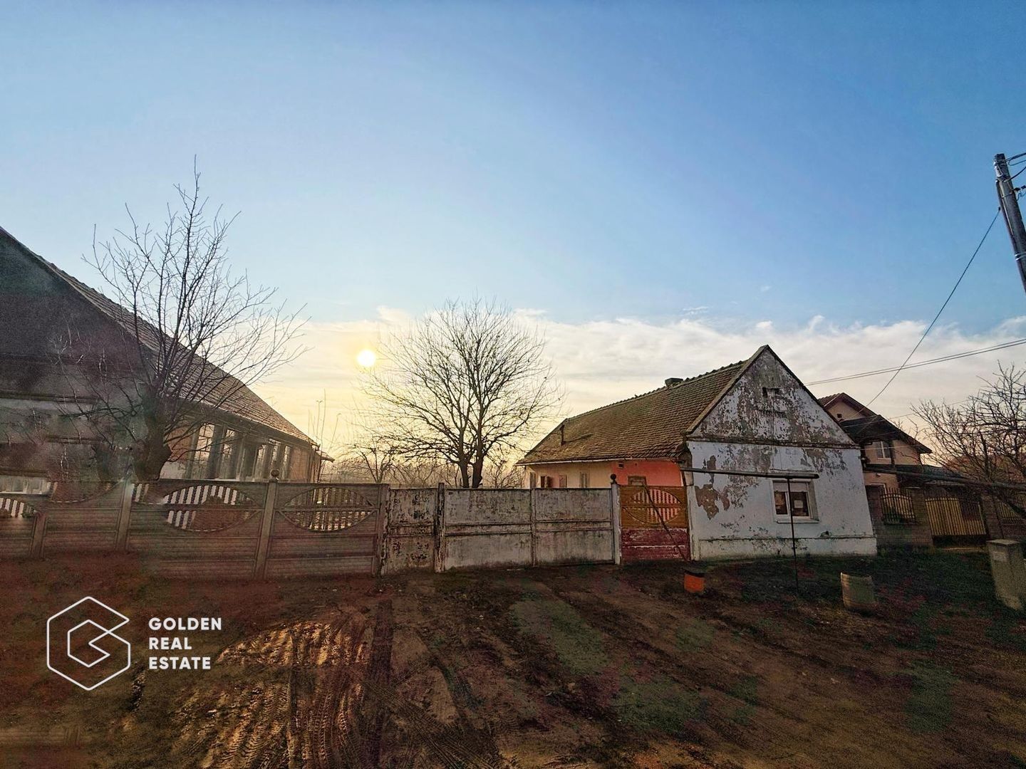 Casa in Sânmihaiu Român - Poză 2