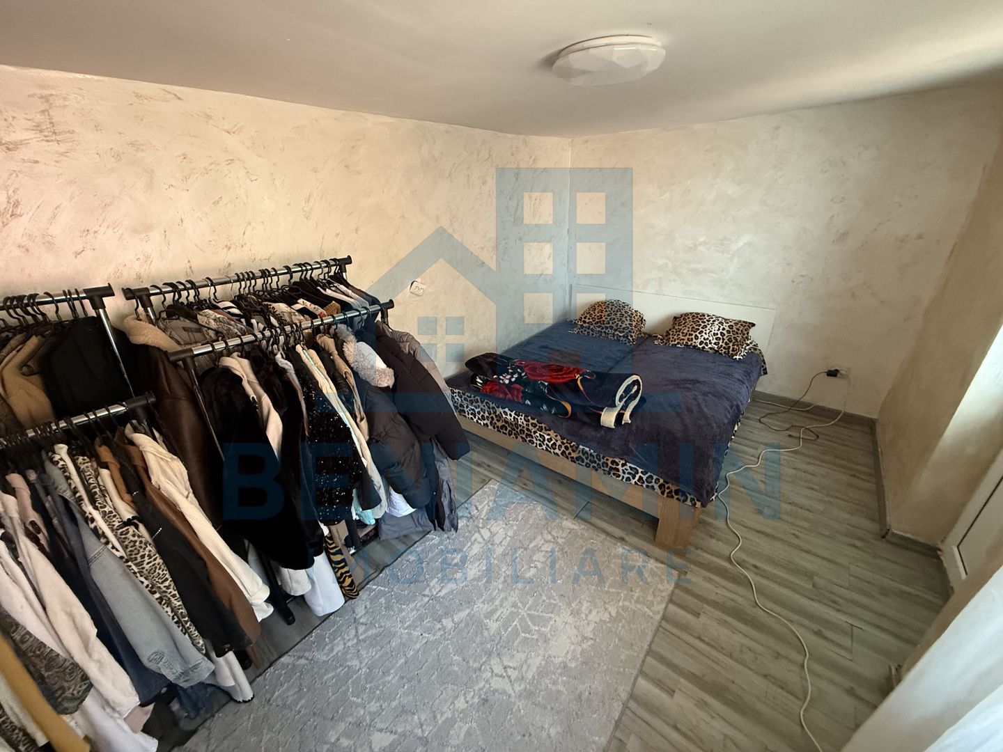 Casa-Craiovita Noua-Toporasi-Locuibila-Toate utilitatile-Libera - Poză 2