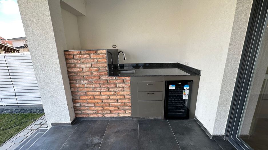 Duplex deosebit cu garaj și subsol - Poză 4