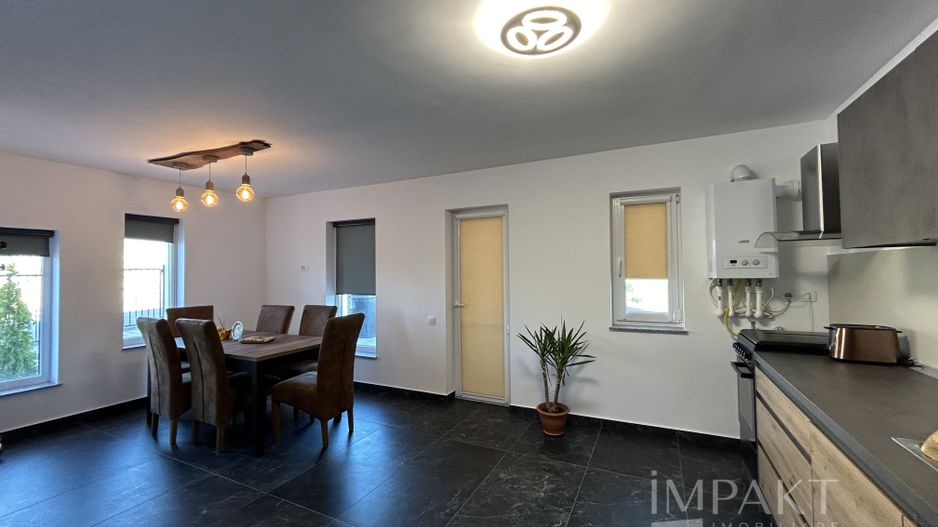 Inchiriere unitate dintr-o casa cuplata, cartier Borhanci! - Poză 11