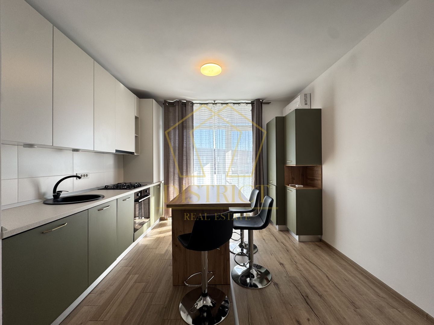 Com 0% Apartament cu 3 camere, mobilat, loc de parcare | Vivalia - Poză 4