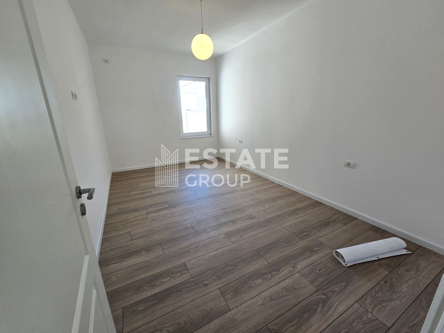 Duplex pe parter cu 3 camere in Covaci - Poză 9