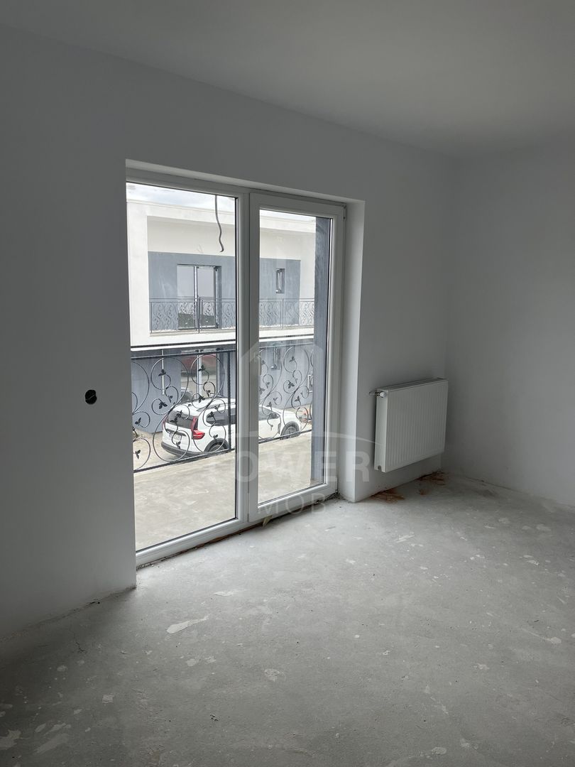 /// Casa de vanzare la intrare in Rasinari! /// - Poză 16