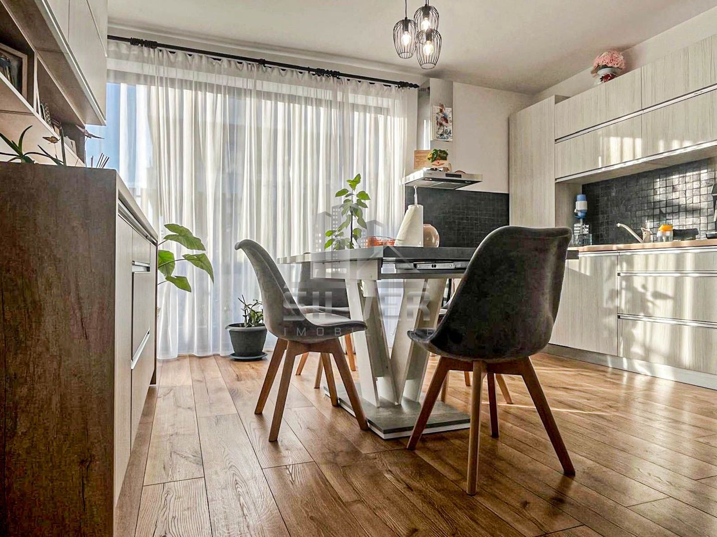 Duplex cu curte de 250mp si 117.5mp utili, mobilat si utilat, in Iris - Poză 4