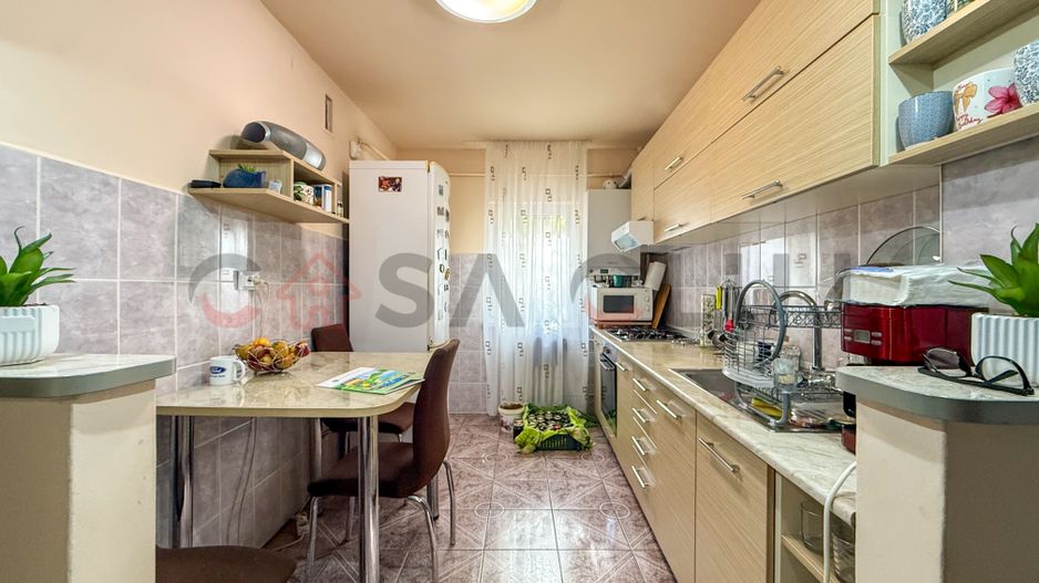 Apartament cu 2 camere, zona FSEGA - Poză 1