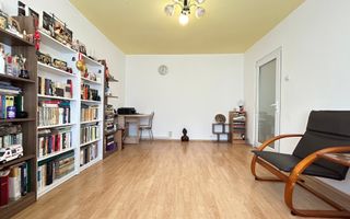 Apartament 4 camere 70 mp 2 bai centrala termica - Inel 2 - Scoala 39 - Poză 1